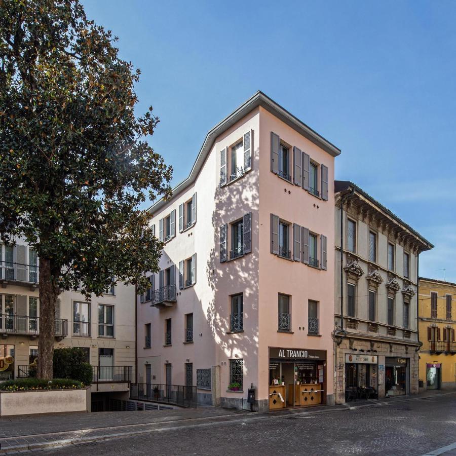 30Cavour Luxury Suites Pavia Dış mekan fotoğraf