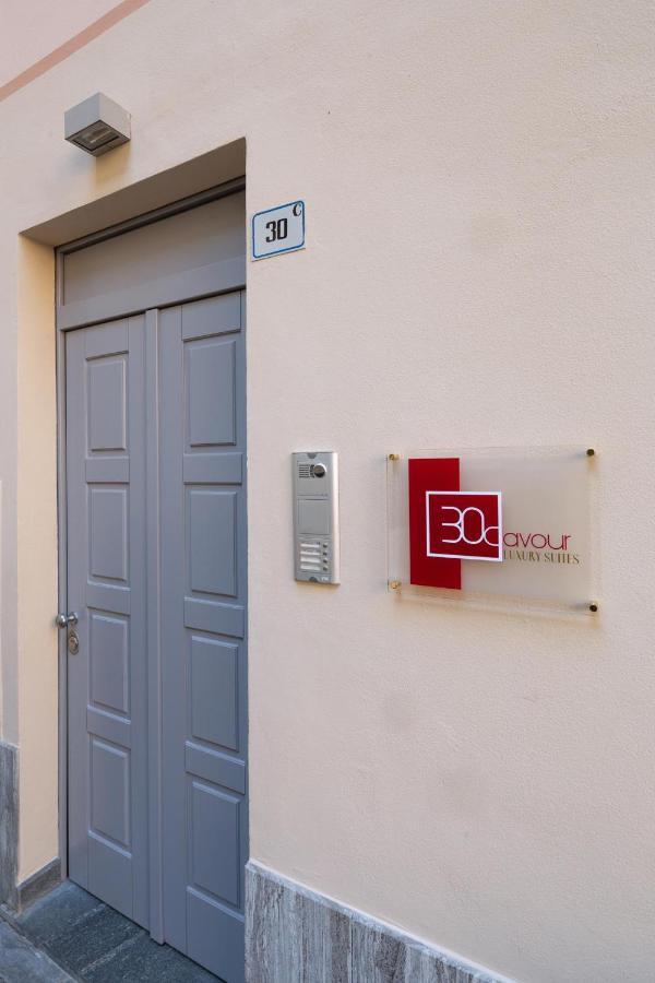 30Cavour Luxury Suites Pavia Dış mekan fotoğraf